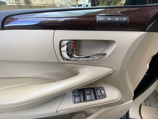 Lexus LX 570 2010, 151,400 km - 5.7 l - Bakı