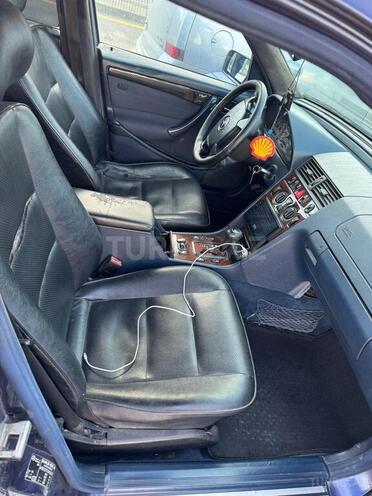 Mercedes C 220 1998, 353,000 km - 2.2 l - Bakı