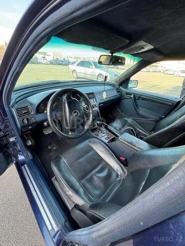 Mercedes C 220 1998, 353,000 km - 2.2 l - Bakı
