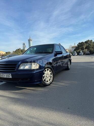Mercedes C 220 1998, 353,000 km - 2.2 l - Bakı