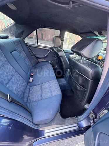 Mercedes C 220 1998, 353,000 km - 2.2 l - Bakı