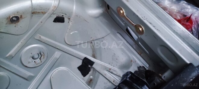 Mercedes E 200 1997, 430,000 km - 2.0 l - Bakı