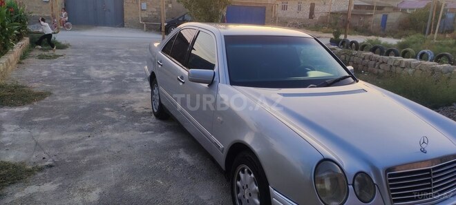 Mercedes E 200 1997, 430,000 km - 2.0 l - Bakı