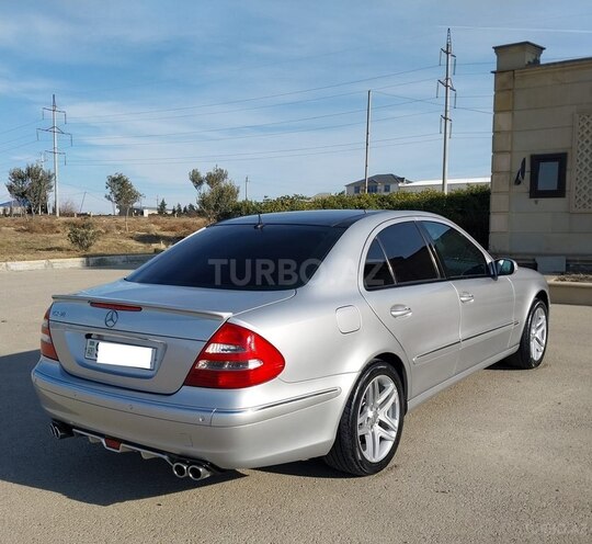 Mercedes E 240 2002, 302,651 km - 2.4 l - Xırdalan