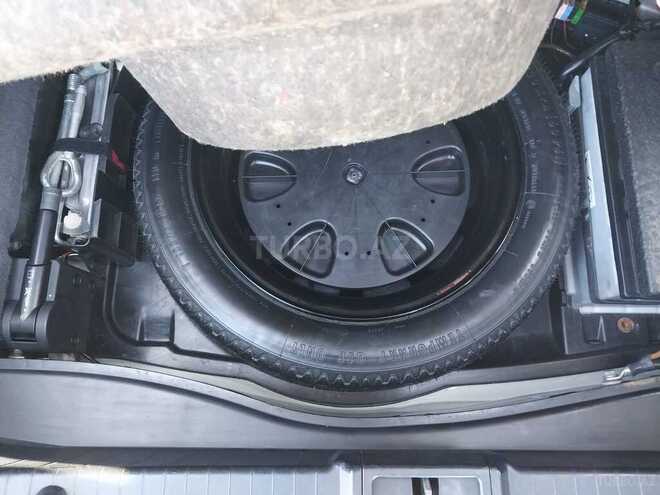 Mercedes E 240 2002, 302,651 km - 2.4 l - Xırdalan