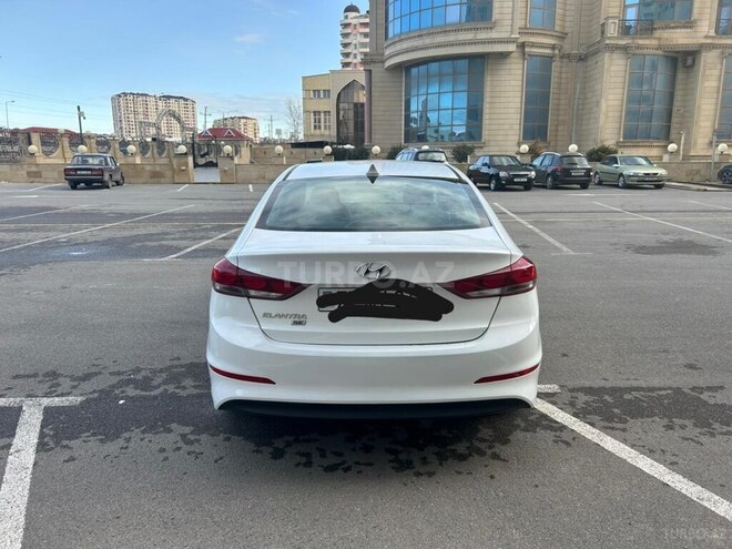 Hyundai Elantra 2017, 95,000 km - 2.0 l - Bakı