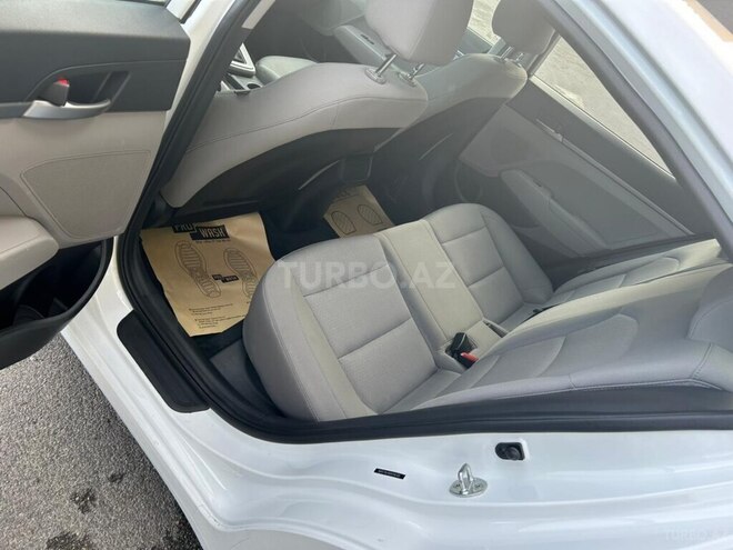Hyundai Elantra 2017, 95,000 km - 2.0 l - Bakı