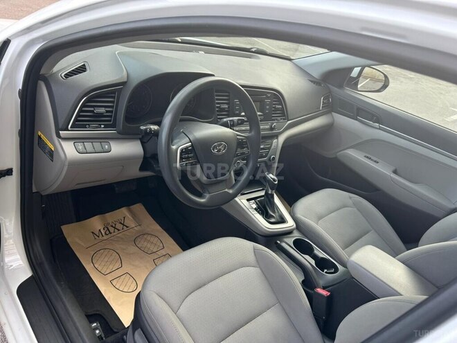 Hyundai Elantra 2017, 95,000 km - 2.0 l - Bakı