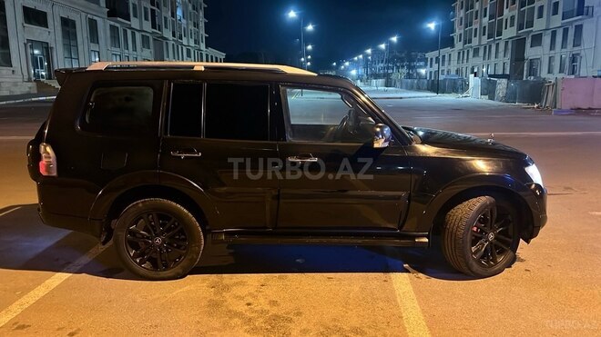 Mitsubishi Pajero 2007, 288,564 km - 3.0 l - Sumqayıt