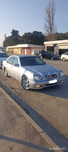 Mercedes E 220 2001, 371,000 km - 2.2 l - Neftçala