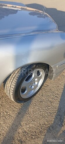 Mercedes E 220 2001, 371,000 km - 2.2 l - Neftçala