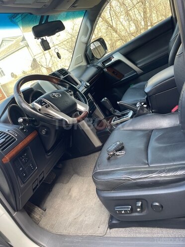 Toyota Prado 2013, 240,000 km - 4.0 л - Bakı