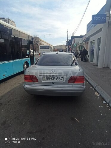 Mercedes E 200 1996, 590,794 km - 2.0 л - Bakı