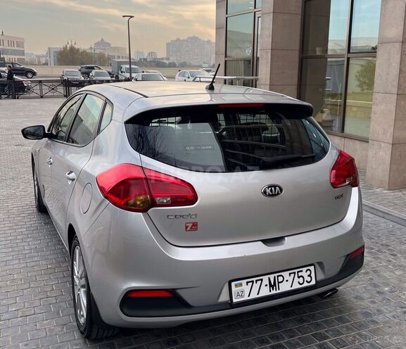 Kia Ceed 2014, 176,000 km - 1.4 l - Bakı