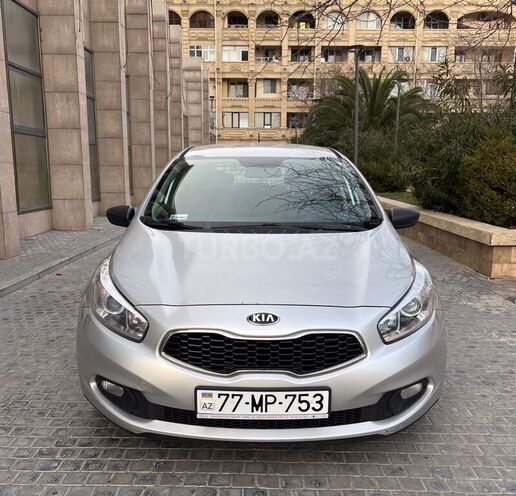 Kia Ceed 2014, 176,000 km - 1.4 l - Bakı