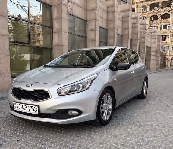 Kia Ceed 2014, 176,000 km - 1.4 l - Bakı