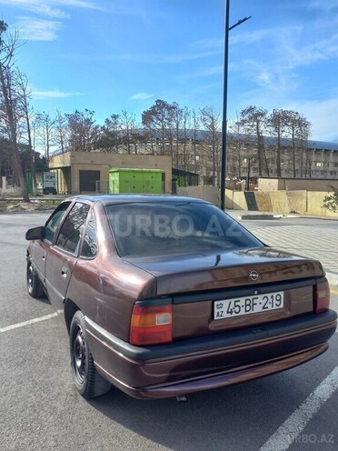 Opel Vectra 1993, 500,000 km - 1.8 l - Sumqayıt