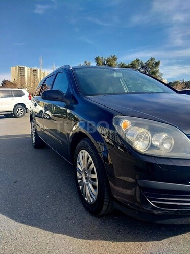 Opel Astra 2006, 329,000 km - 1.4 л - Bakı