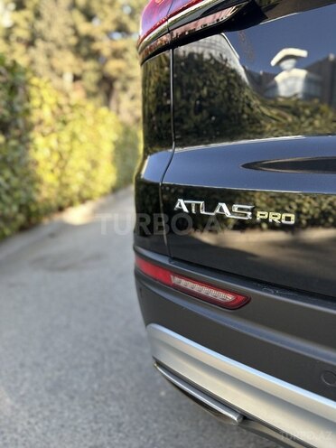 Geely Atlas Pro