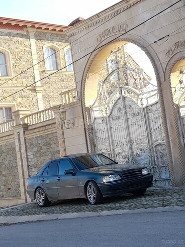 Mercedes C 220 1994, 605,000 km - 2.2 l - Qobustan
