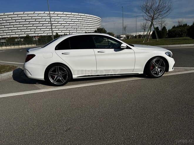 Mercedes C 220 2017, 96,200 km - 2.2 l - Bakı