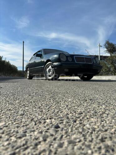 Mercedes E 230 1996, 342,263 km - 2.3 l - Bakı