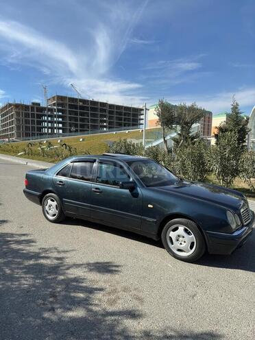 Mercedes E 230 1996, 342,263 km - 2.3 l - Bakı