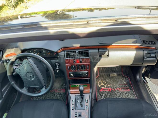 Mercedes E 230 1996, 342,263 km - 2.3 l - Bakı