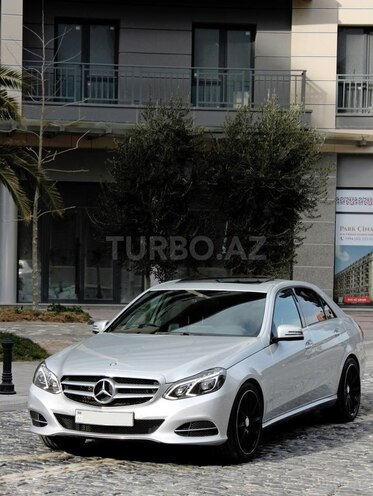 Mercedes E 220 2015, 234,000 km - 2.2 l - Bakı