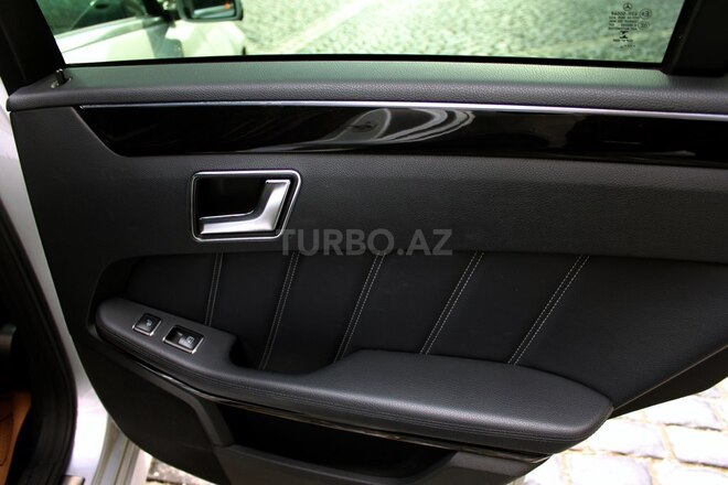 Mercedes E 220 2015, 234,000 km - 2.2 l - Bakı