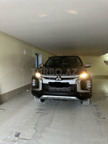 Mitsubishi L200 2021, 66,540 km - 2.4 l - Bakı