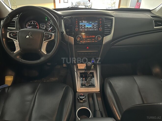 Mitsubishi L200 2021, 66,540 km - 2.4 l - Bakı
