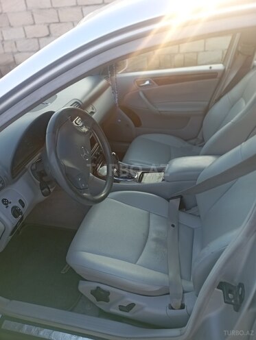 Mercedes C 200 2001, 261,200 km - 2.0 л - Sumqayıt