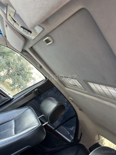 Mercedes E 240 1999, 321,000 km - 2.4 l - Xaçmaz
