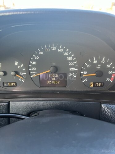 Mercedes E 240 1999, 321,000 km - 2.4 l - Xaçmaz