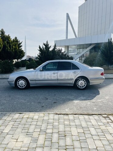 Mercedes E 240 1999, 321,000 km - 2.4 l - Xaçmaz