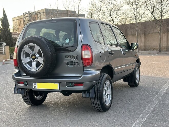 Chevrolet Niva 2010, 27,792 km - 1.7 l - Bakı