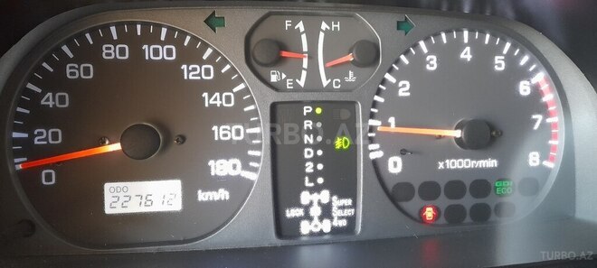 Mitsubishi Pajero io 2004, 227,612 km - 2.0 л - Siyəzən