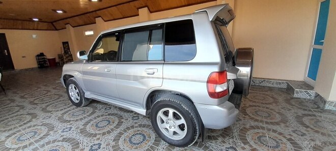 Mitsubishi Pajero io 2004, 227,612 km - 2.0 л - Siyəzən