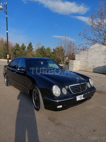 Mercedes E 240 2000, 350,000 km - 2.6 l - Göygöl