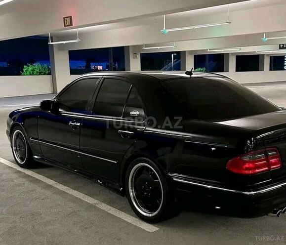 Mercedes E 240 2000, 350,000 km - 2.6 l - Göygöl