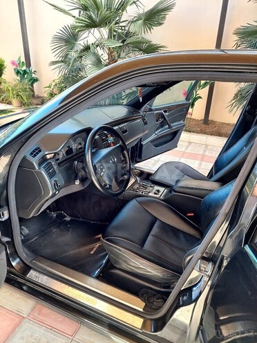 Mercedes E 240 2000, 350,000 km - 2.6 l - Göygöl