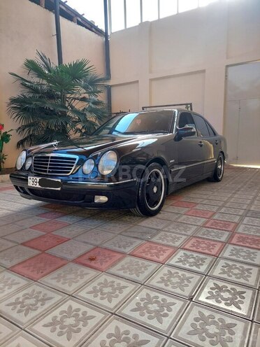 Mercedes E 240 2000, 350,000 km - 2.6 l - Göygöl