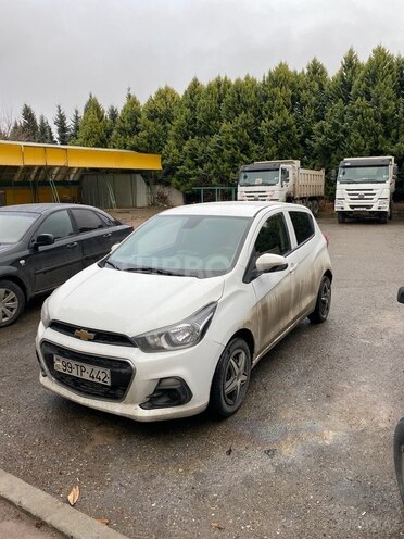 Chevrolet Spark 2017, 94,000 km - 1.0 l - Gəncə