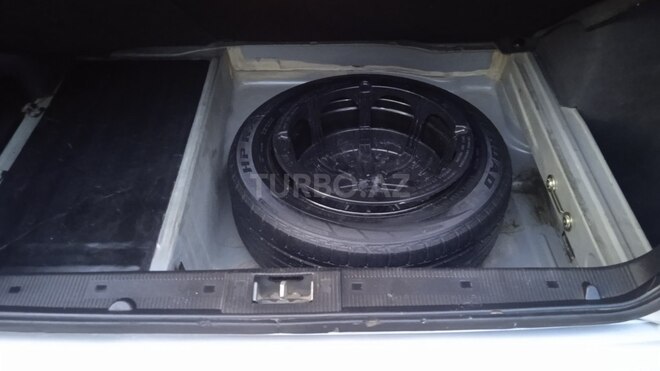 Mercedes E 220 2000, 368,100 km - 2.2 l - Bakı