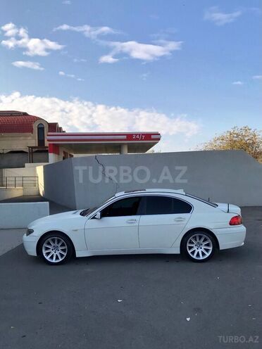 BMW 745 2002, 300,000 km - 4.4 l - Ağstafa