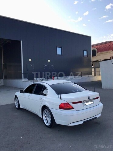 BMW 745 2002, 300,000 km - 4.4 l - Ağstafa