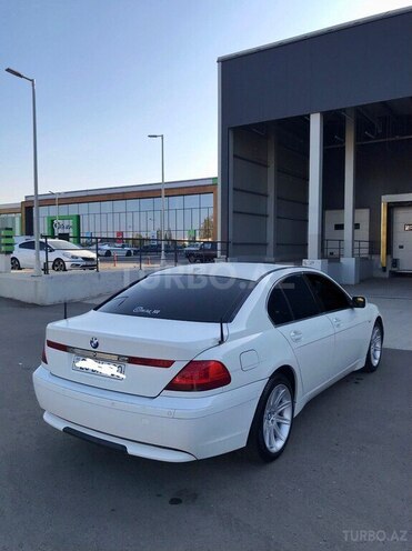 BMW 745 2002, 300,000 km - 4.4 l - Ağstafa