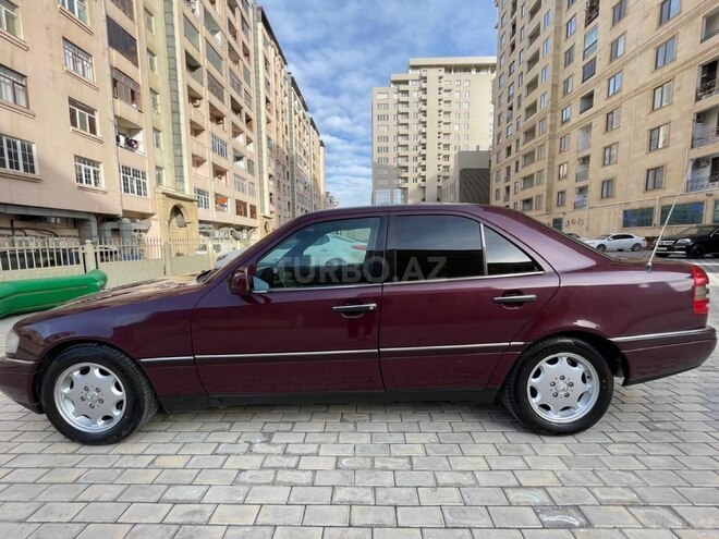 Mercedes C 180 1997, 310,000 km - 1.8 л - Bakı