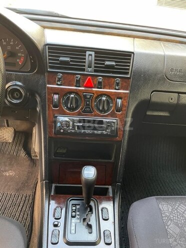 Mercedes C 180 1997, 310,000 km - 1.8 л - Bakı